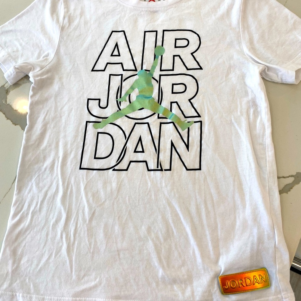 Air Jordan tee shirt Youth